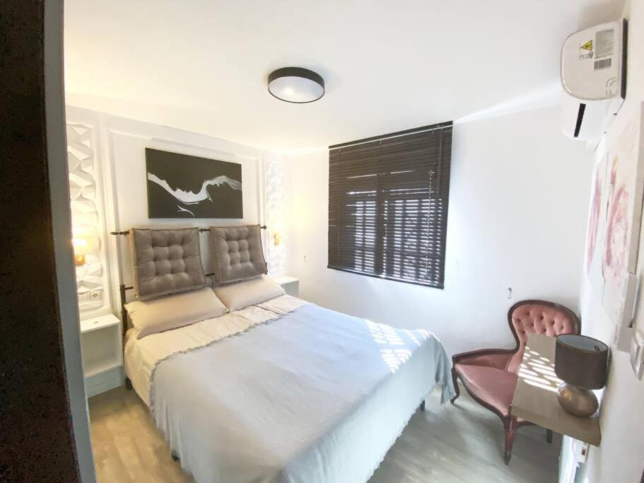 Entire By The Sea With Private Garden And Mini Pool Villa Torrevieja