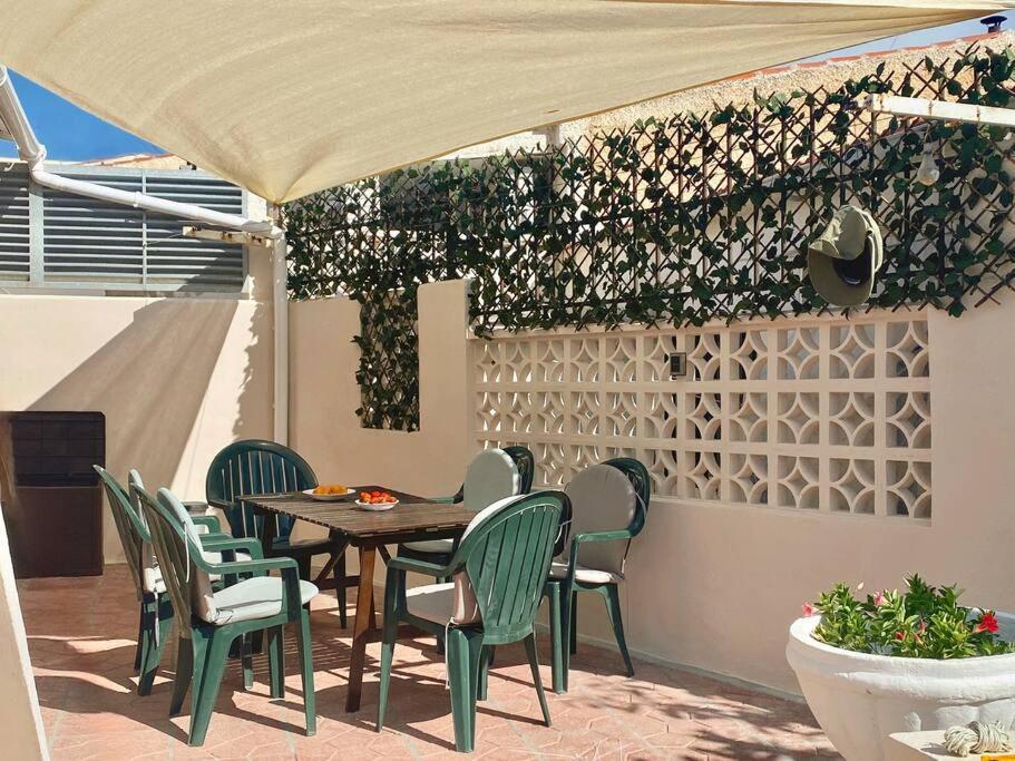 Villa Entire By The Sea With Private Garden And Mini Pool *