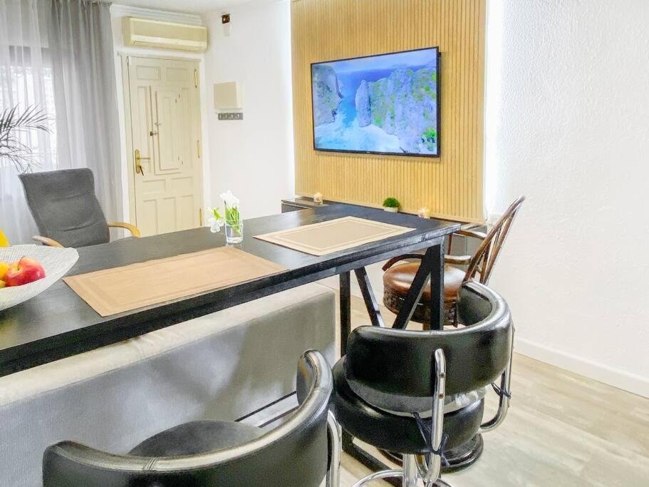 Villa Entire By The Sea With Private Garden And Mini Pool *