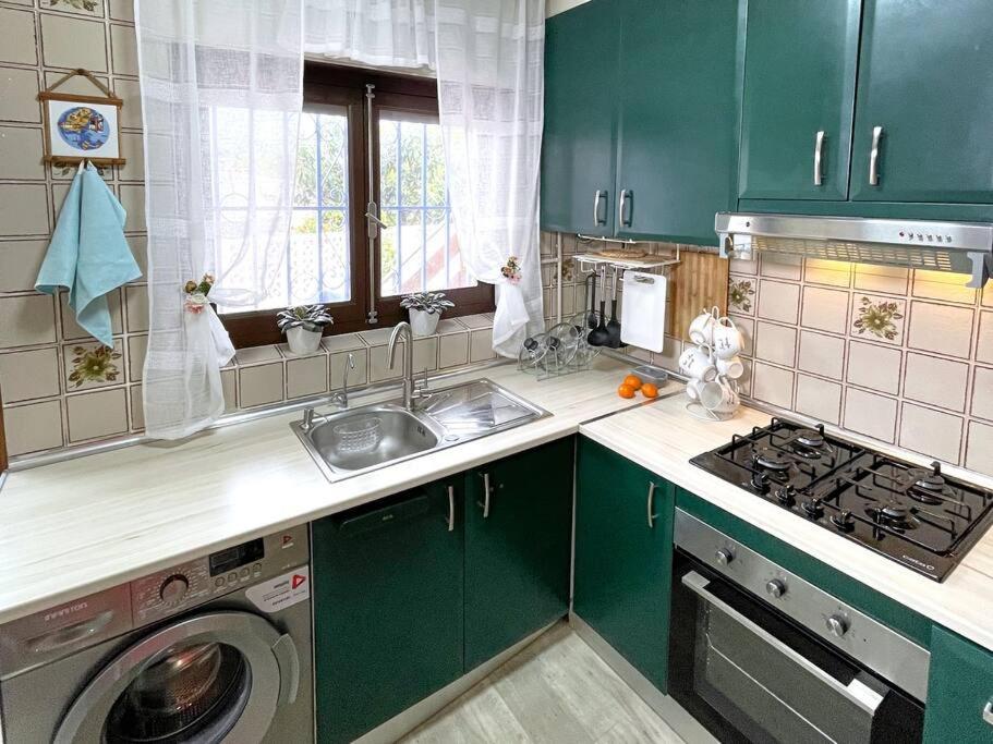 Villa Entire By The Sea With Private Garden And Mini Pool Torrevieja